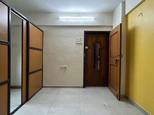 Room in 1 BHK Apartment at Chunabhatti – for Rent