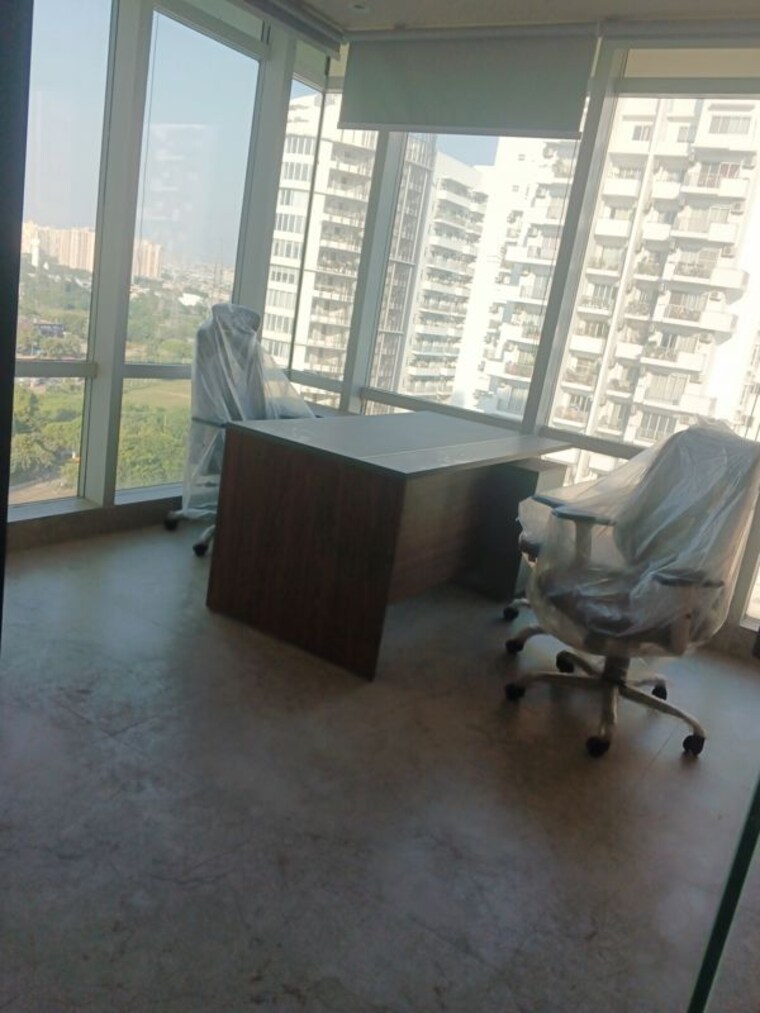 Team Area, emaar-the-palm-square Commercial Office Space 1536 Sq.Ft. In Sector 66 Gurgaon 10767965