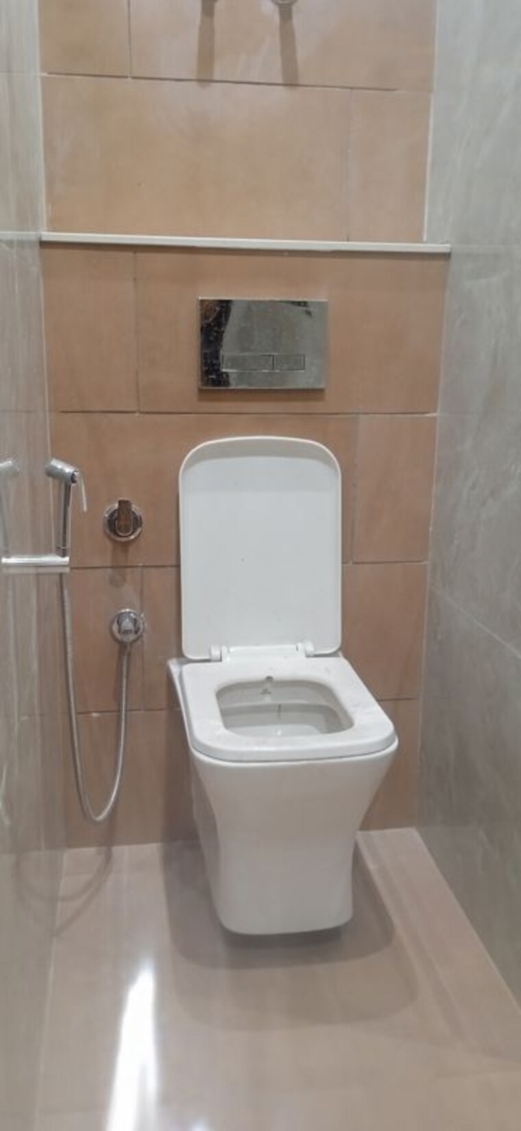 Bathroom, sector 1 dwarka 3 Bedroom 1000 Sq.Ft. Builder Floor In Sector 1 Dwarka Delhi 10768019