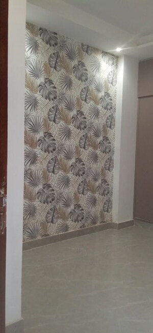Room in 2 BHK Builder Floor at Palam Colony – for Sale