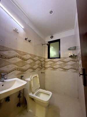 Bathroom in 2 BHK Builder Floor at Saket – for Rent