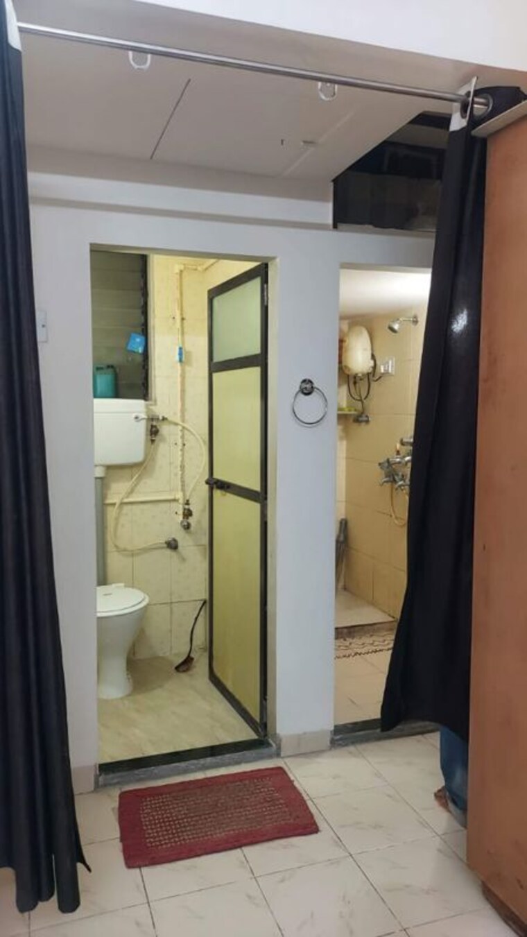 undefined, shree-sai-complex 1 RK 300 Sq.Ft. Apartment In Prabhadevi Mumbai 10768070