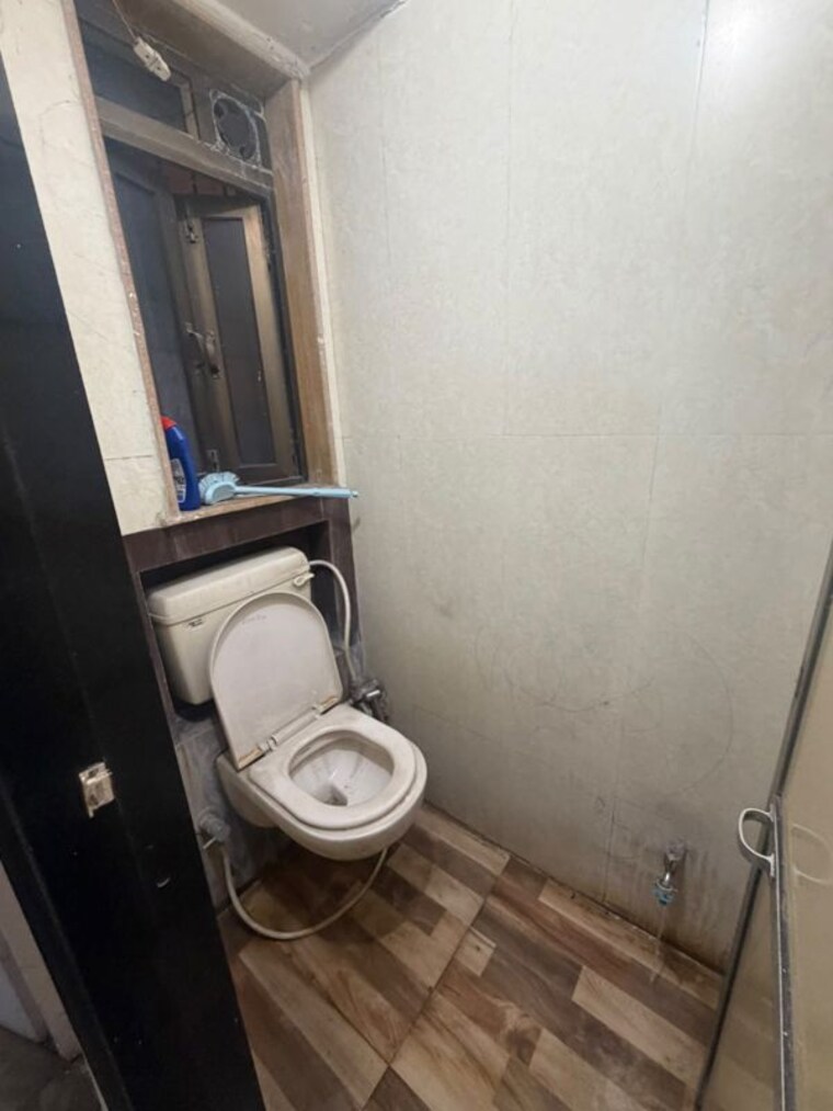 Bathroom, vardhman-vatika 1 Bedroom 500 Sq.Ft. Apartment In Majiwada Thane 10768166