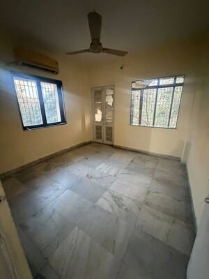 Room in 1 BHK Apartment at Vardhman Vatika, Majiwada – for Rent