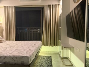Bedroom in 2 BHK Apartment at Model Town, Andheri West – for Rent