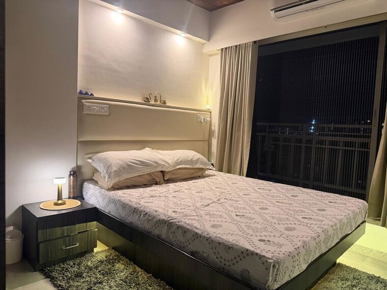 Bedroom, model-town 2 Bedroom 900 Sq.Ft. Apartment In Andheri West Mumbai 10768167