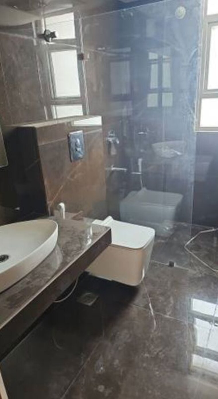 Attached Bathroom, sas-shalimar-grand 3 Bedroom 1500 Sq.Ft. Apartment In Butler Colony Lucknow 10768294