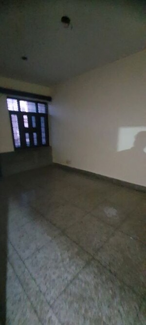 Room in 2 BHK Independent House at Sector 8 – for Rent
