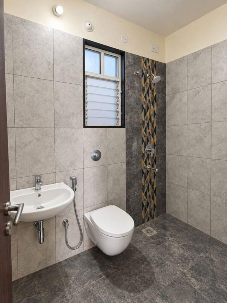 Bathroom, vilas-javdekar-yashone-maan 2 Bedroom 676 Sq.Ft. Apartment In Hinjewadi Pune 10768348