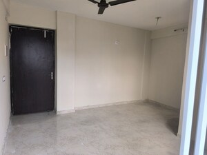 Room in 2 BHK Apartment at Pyramid Heights, Sector 85 – for Rent