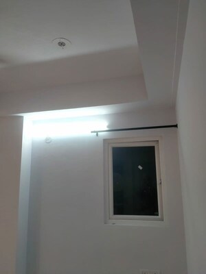 Room in 2 BHK Apartment at Pyramid Heights, Sector 85 – for Rent