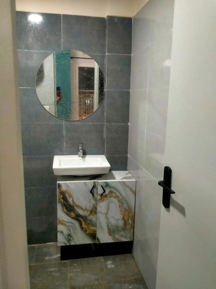 Bathroom, pyramid-heights 2 Bedroom 698 Sq.Ft. Apartment In Sector 85 Gurgaon 10768363