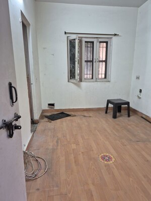 2.5 BHK Apartment For Rent in Mayur Vihar