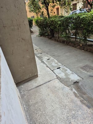 Balcony in 2.5 BHK Apartment at Mayur Vihar – for Rent
