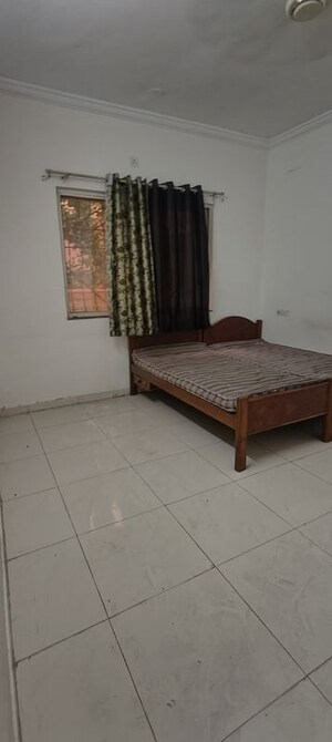 Room in 3 BHK Villa at G K Roseland Residency, Pimple Saudagar – for Rent