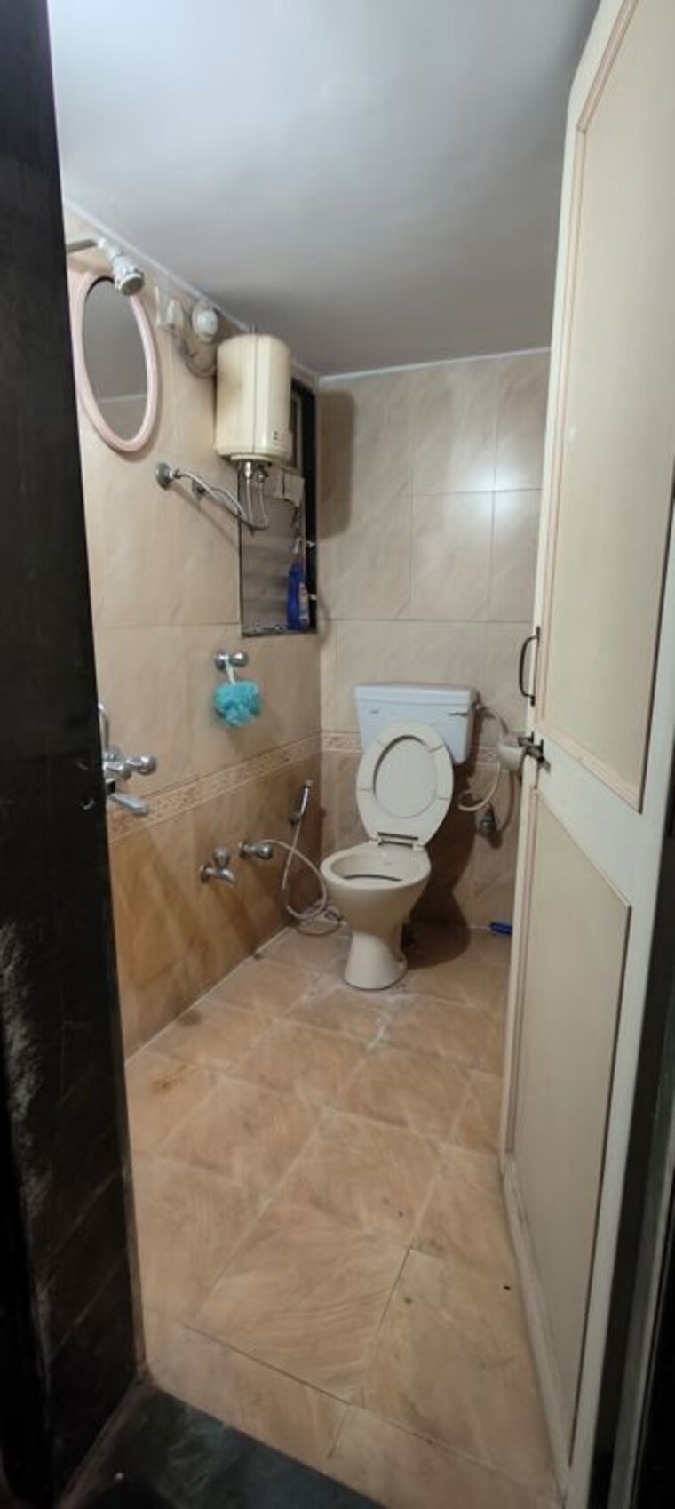 Bathroom, g-k-roseland-residency 3 Bedroom 2200 Sq.Ft. Villa In Pimple Saudagar Pune 10768384