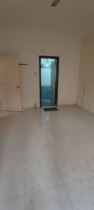 Room in 3 BHK Villa at G K Roseland Residency, Pimple Saudagar – for Rent