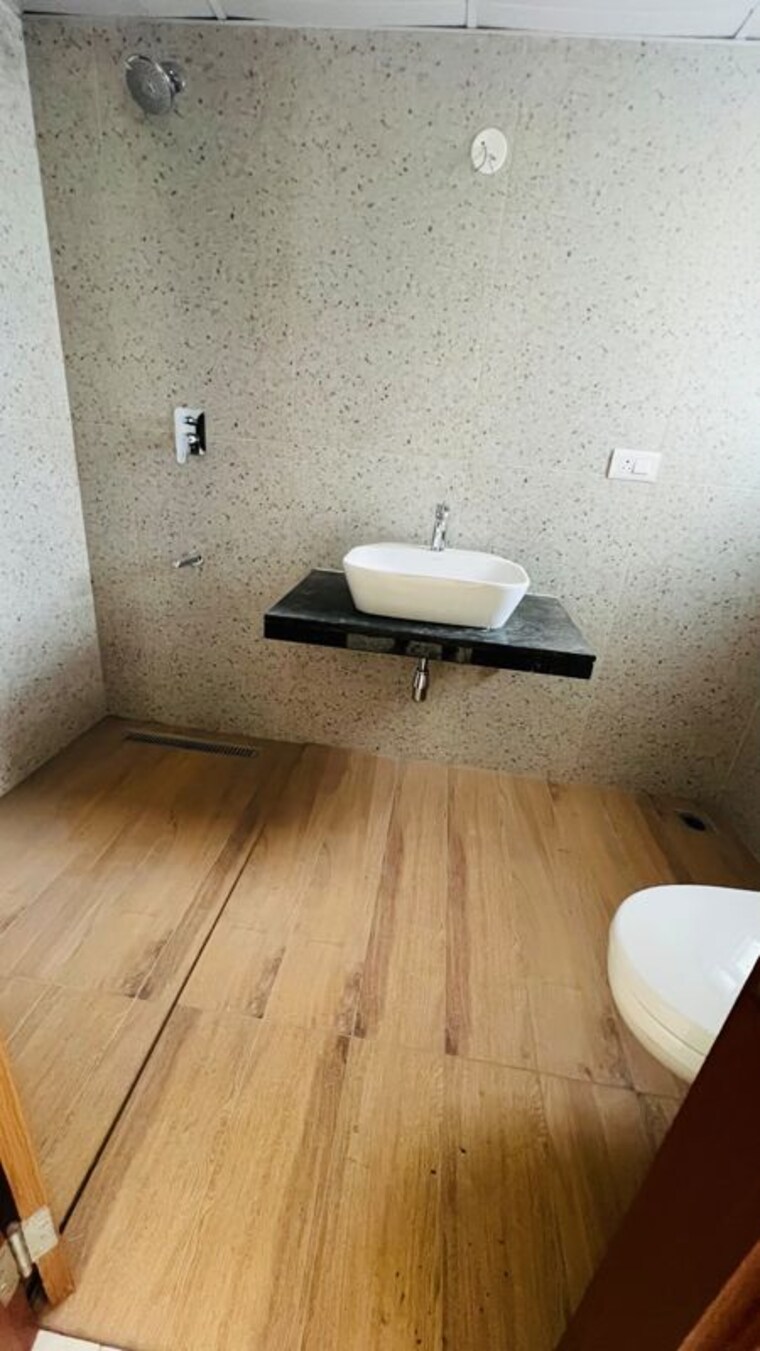 Bathroom, prestige-beverly-hills 3 Bedroom 1874 Sq.Ft. Apartment In Kokapet Hyderabad 10768382