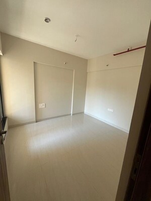 Room in 2 BHK Apartment at Amit Ved Vihar, Kothrud – for Rent
