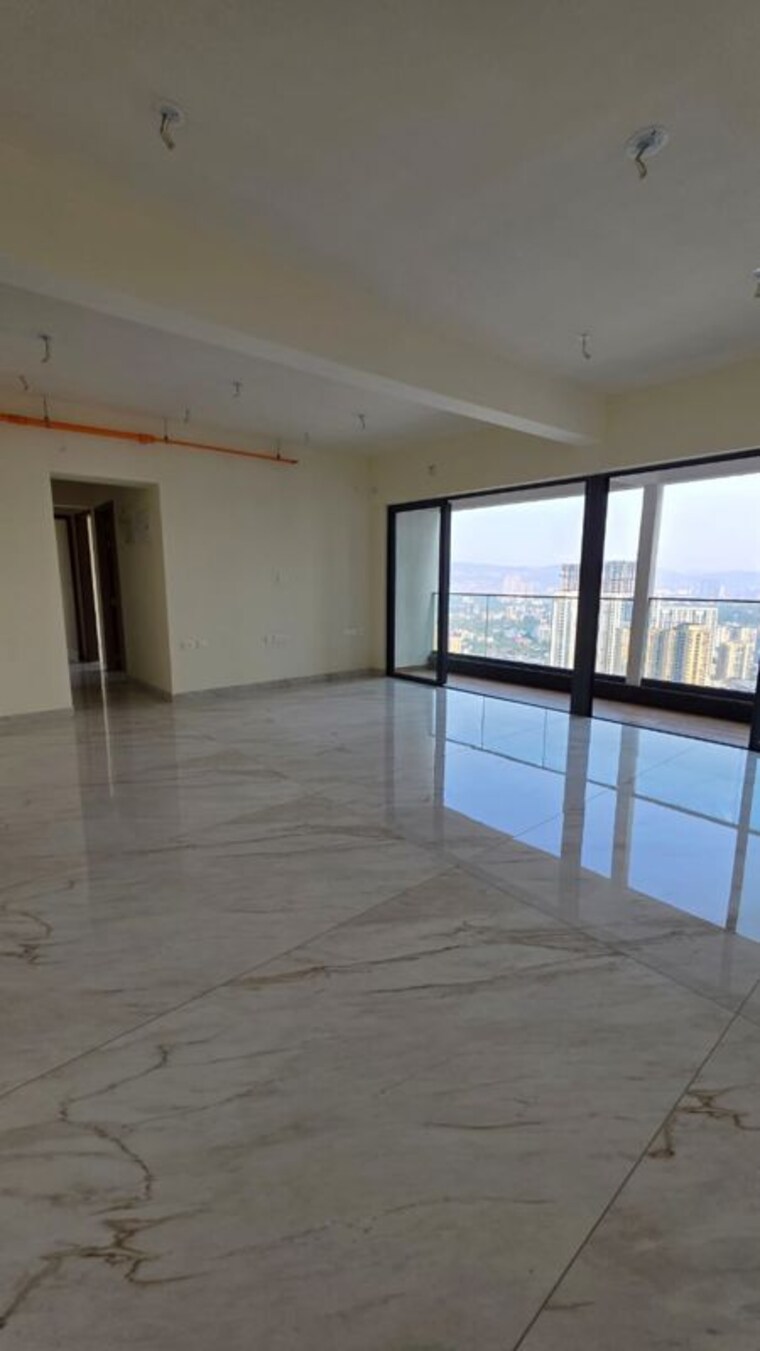 Room, raymond-the-invictus-by-gs 5 Bedroom 2000 Sq.Ft. Apartment In Pokhran Road No One Thane 10768450