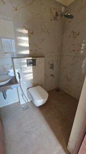 Bathroom in 5 BHK Apartment at Raymond The Invictus By GS, Pokhran Road No One – for Sale