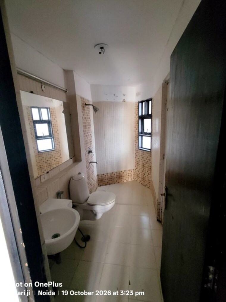 Bathroom, gaur-sportswood 3 Bedroom 1850 Sq.Ft. Apartment In Sector 79 Noida 10768457