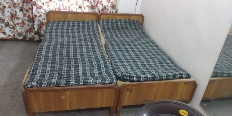 Bedroom, sector 51 2 Bedroom 1000 Sq.Ft. Builder Floor In Sector 51 Chandigarh 10768471