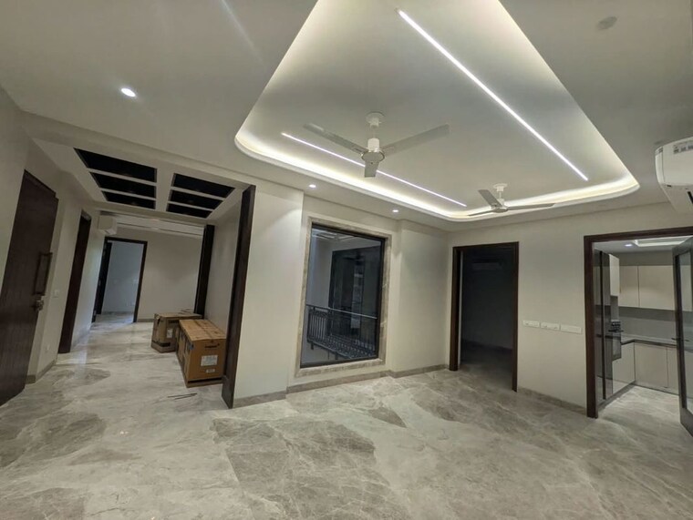 Room, sky-dream 3 Bedroom 70 Sq.Yd. Villa In Sadullapur Greater Noida 10768478