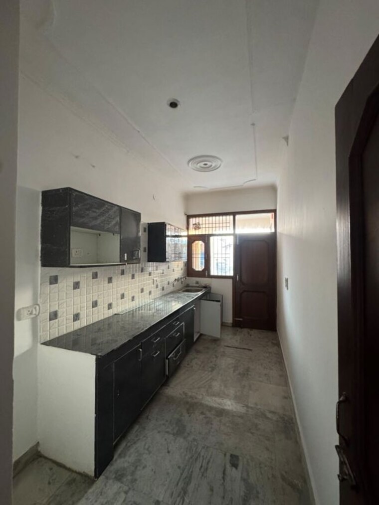 Kitchen, sector 44 2 Bedroom 1000 Sq.Ft. Builder Floor In Sector 44 Chandigarh 10768481