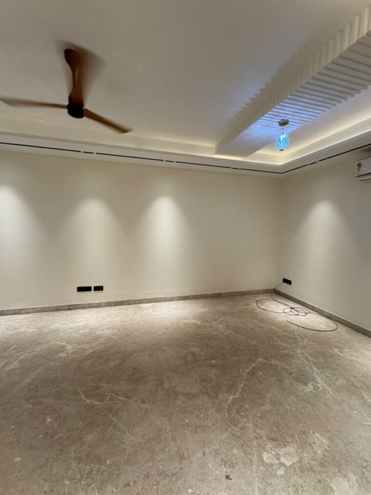Room, pristine-homes 2.5 Bedroom 75 Sq.Yd. Villa In Sadullapur Greater Noida 10768483