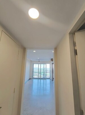 2 BHK Apartment For Rent in Raj Infinia, Malad West