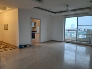 Room in 3 BHK Apartment at Bestech Park View Spa, Sector 47 – for Sale