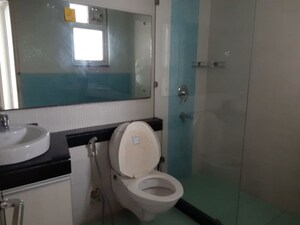 Bathroom in 3 BHK Apartment at Bestech Park View Spa, Sector 47 – for Sale