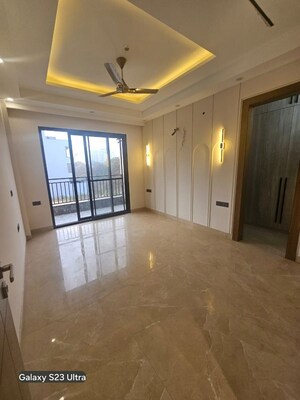 Room in 3 BHK Apartment at Mapsko Mount Ville, Sector 79 – for Sale