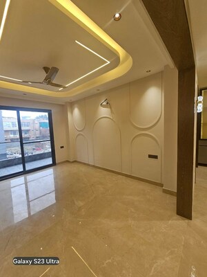 Room in 3 BHK Apartment at Mapsko Mount Ville, Sector 79 – for Sale