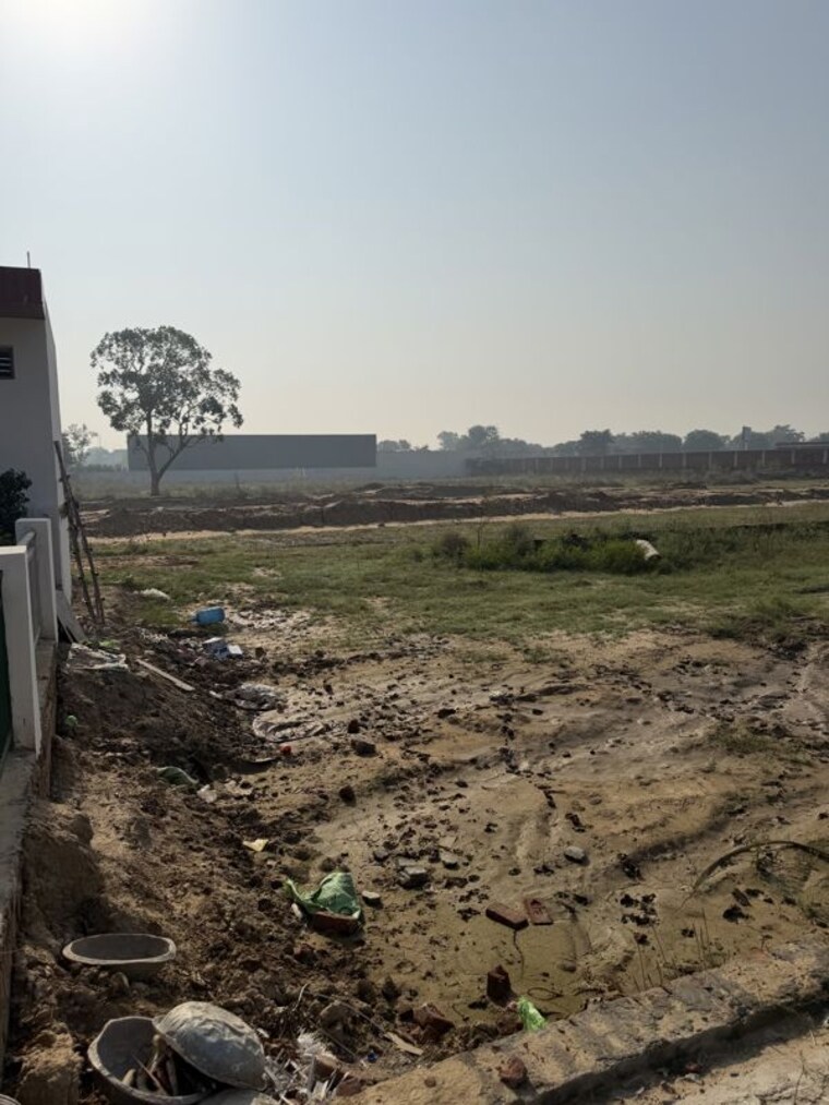 Exterior View, yamuna expressway  100 Sq.Yd. Plot In Yamuna Expressway Greater Noida 10768541