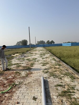   Plot at Yamuna Expressway – for Sale