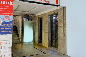 Building Lobby in 3 BHK Independent House at Hauz Khas – for Rent