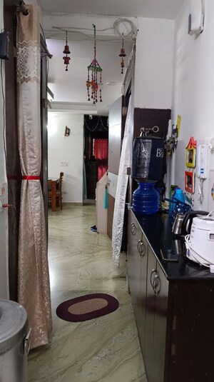 Parking in 3 BHK Builder Floor at Mahavir Enclave 1 – for Sale