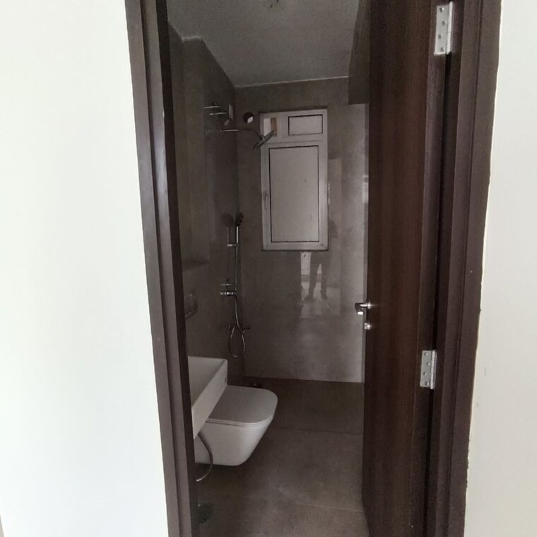 Attached Bathroom, paradigm-antalya 1 Bedroom 438 Sq.Ft. Apartment In Oshiwara Mumbai 10768591