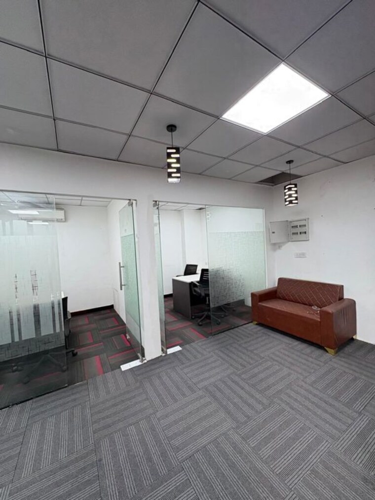 Team Area, sector 63 Commercial Office Space 1400 Sq.Ft. In Sector 63 Noida 10768600