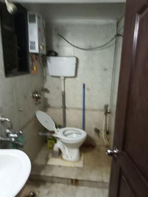 Bathroom in 2 BHK Apartment at Sector 16 Ghansoli – for Rent