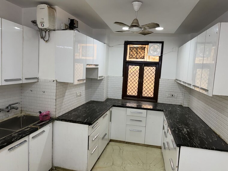 Team Area, patel nagar 2 Bedroom 1000 Sq.Ft. Builder Floor In Patel Nagar Delhi 10768612