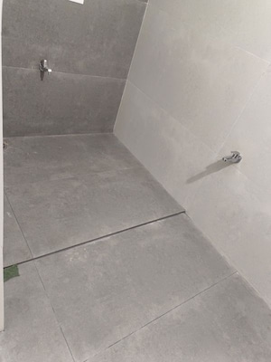 Room in 3 BHK Independent House at Banjara Hills – for Rent
