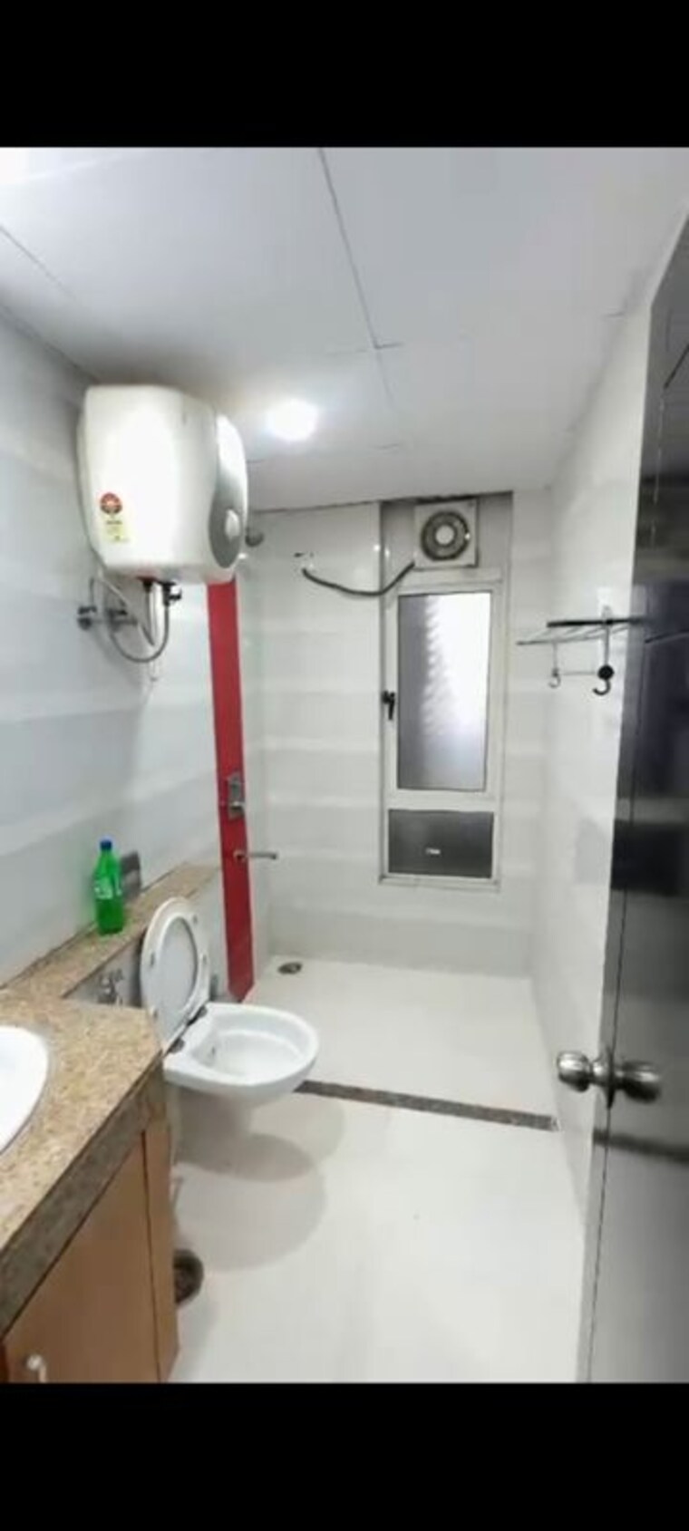 Bathroom, jaypee-greens-kalypso-court 3.5 Bedroom 2800 Sq.Ft. Apartment In Sector 128 Noida 10768648