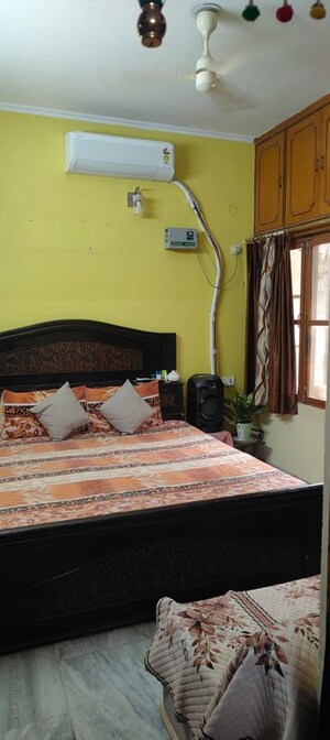 Bedroom in 2 BHK Apartment at Shipra Suncity, Vaibhav Khand – for Rent