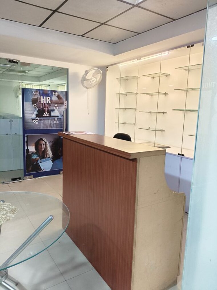 Kitchen, sector 3 Commercial Office Space 1000 Sq.Ft. In Sector 3 Noida 10768663