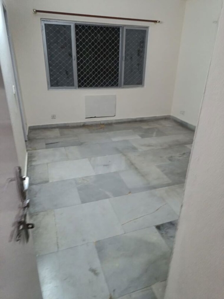Room, shipra-suncity 2 Bedroom 980 Sq.Ft. Apartment In Vaibhav Khand Ghaziabad 10768685
