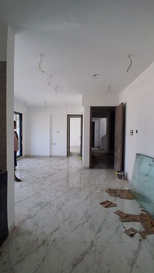 Hall in 3 BHK Apartment at Laxmi Madhuvan, Malad East – for Rent