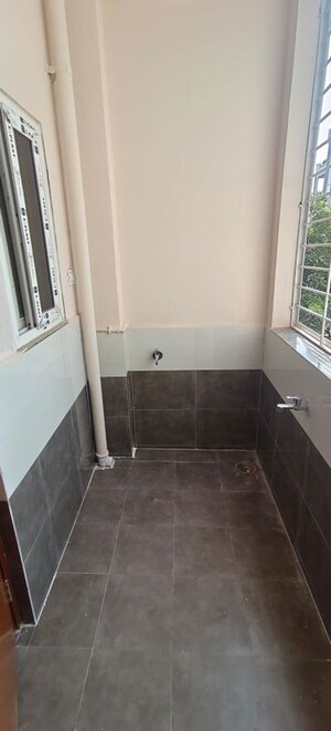 Bathroom in 1 BHK Apartment at Gopanpalle – for Rent